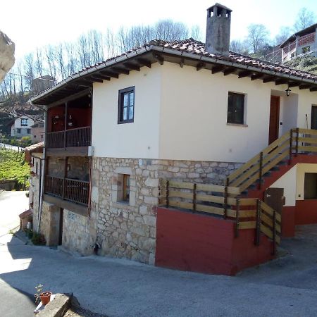 Los Balcones De Nieda Onís Exteriör bild