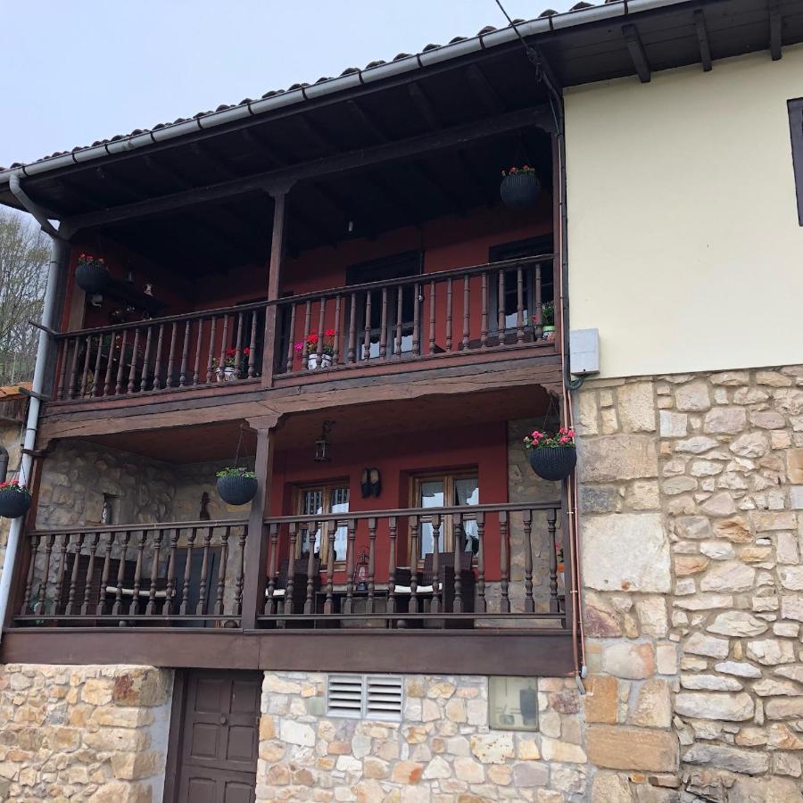 Los Balcones De Nieda Onís Exteriör bild