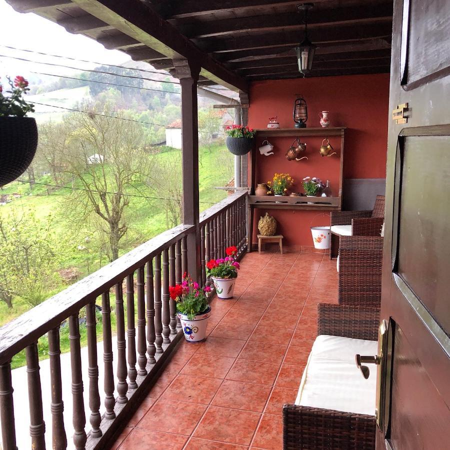 Los Balcones De Nieda Onís Exteriör bild